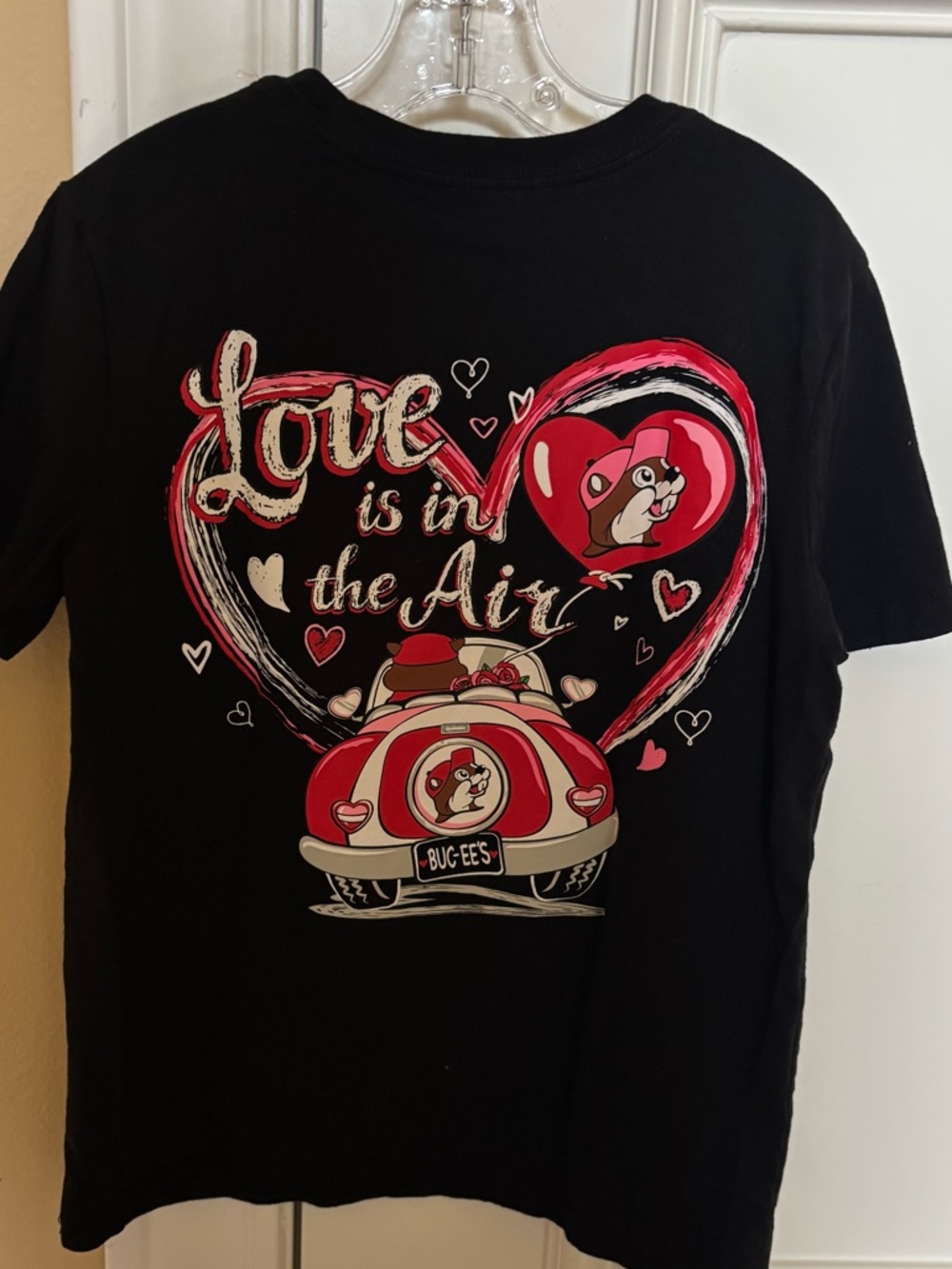 Buc-ees Valentines Tee - Picture 2 of 2